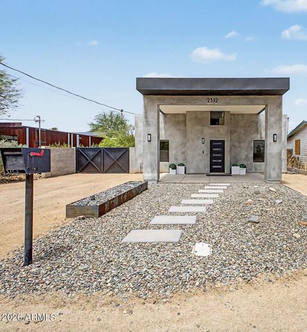 2312 E Curnow Drive, Phoenix, AZ 85016