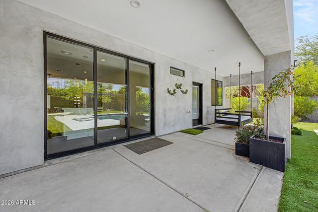 2312 E Curnow Drive, Phoenix, AZ 85016