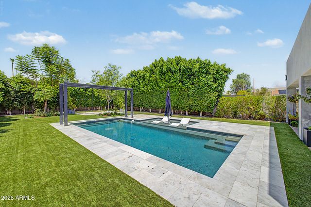 2312 E Curnow Drive, Phoenix, AZ 85016