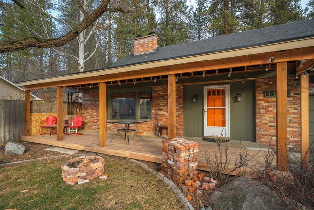 15908 N Azure Dr, Spokane, WA 99208