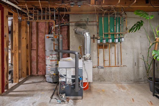 15908 N Azure Dr, Spokane, WA 99208