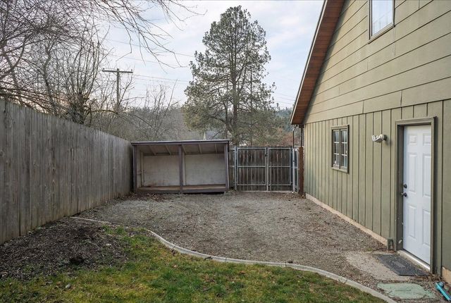 15908 N Azure Dr, Spokane, WA 99208