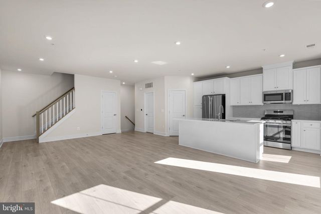 21764 DOLLIS HILL TER, Broadlands, VA 20148