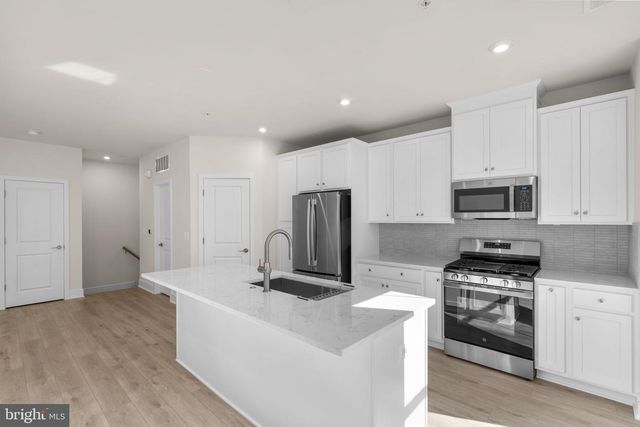 21764 DOLLIS HILL TER, Broadlands, VA 20148