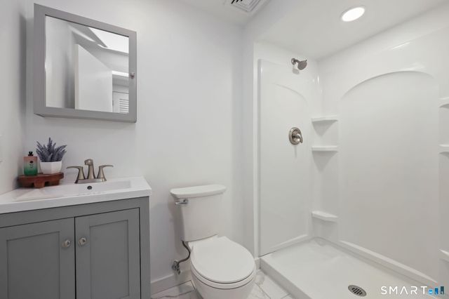 488 Commanche Lane A, Stratford, CT 06614
