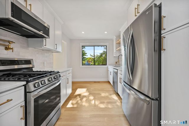488 Commanche Lane A, Stratford, CT 06614