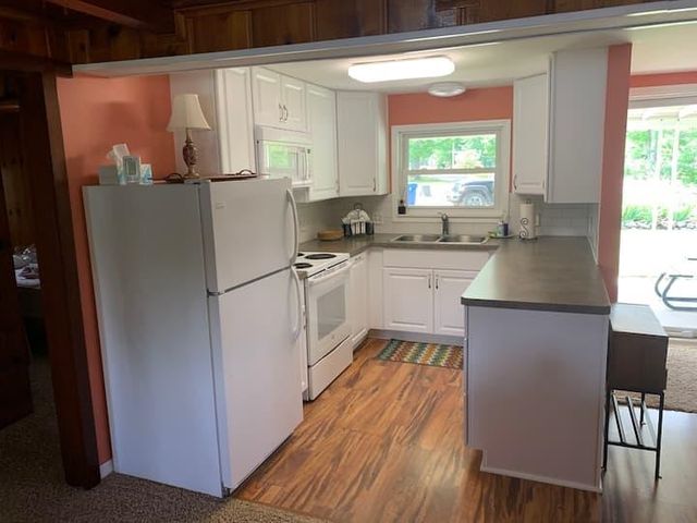 6505 Swallow Drive, Harrison, MI 48625