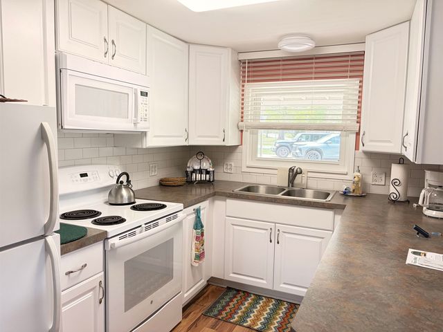 6505 Swallow Drive, Harrison, MI 48625