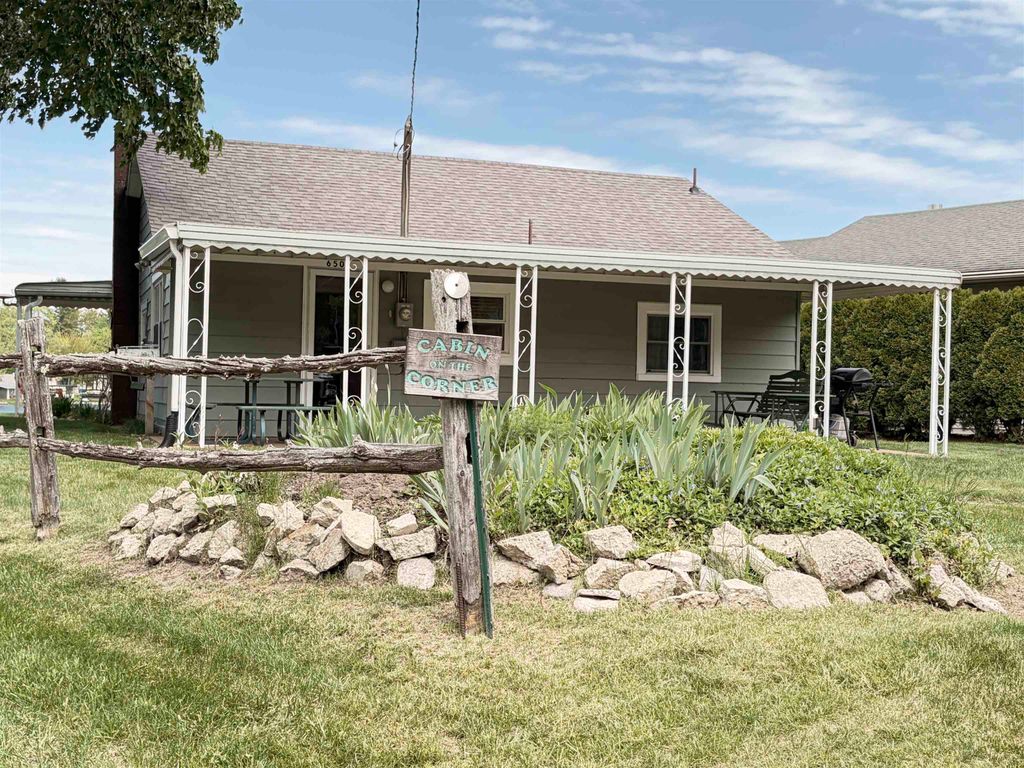 6505 Swallow Drive, Harrison, MI 48625
