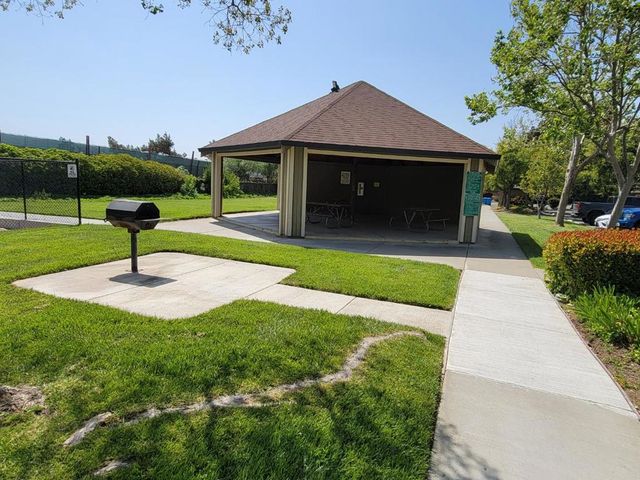 801 Nash Road A9, Hollister, CA 95023