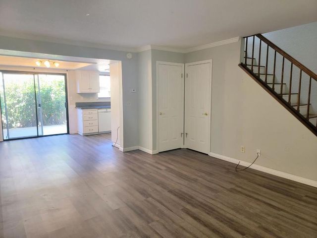 801 Nash Road A9, Hollister, CA 95023