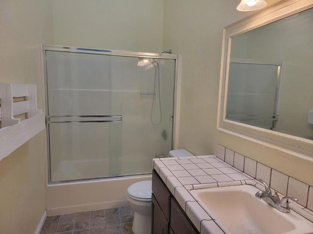 801 Nash Road A9, Hollister, CA 95023