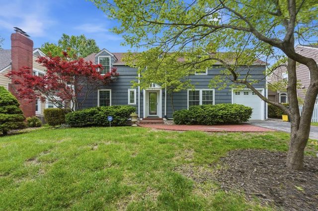 2105 W 50th Terrace, Mission Woods, KS 66205