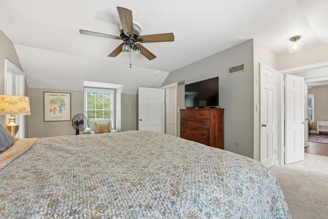 2105 W 50th Terrace, Mission Woods, KS 66205