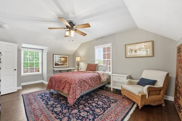 2105 W 50th Terrace, Mission Woods, KS 66205