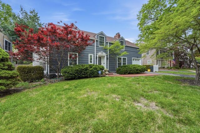 2105 W 50th Terrace, Mission Woods, KS 66205