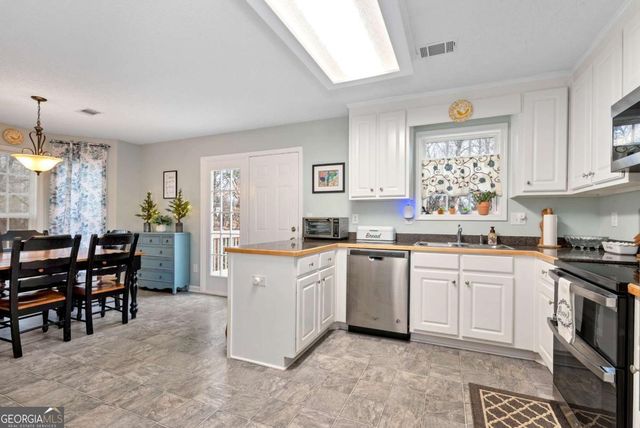 5325 Butterfly Lane, Lula, GA 30554