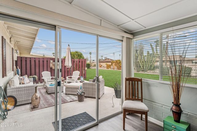 11012 W ABBOTT Avenue, Sun City, AZ 85351