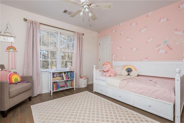 210 Glenhaven Way, Woodstock, GA 30188