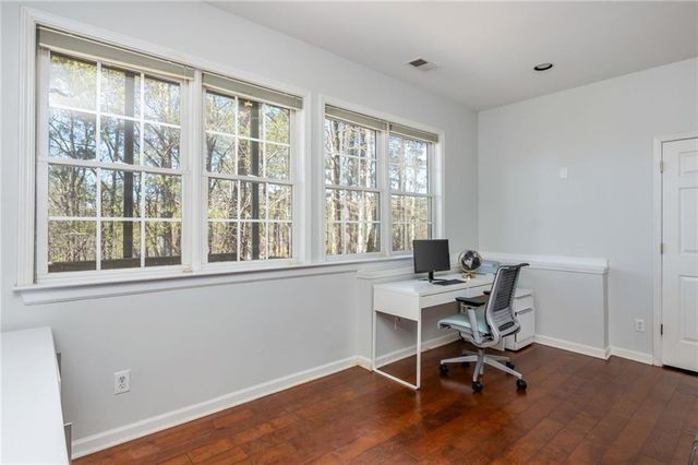 210 Glenhaven Way, Woodstock, GA 30188