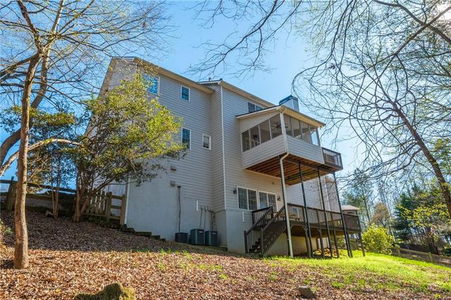 210 Glenhaven Way, Woodstock, GA 30188