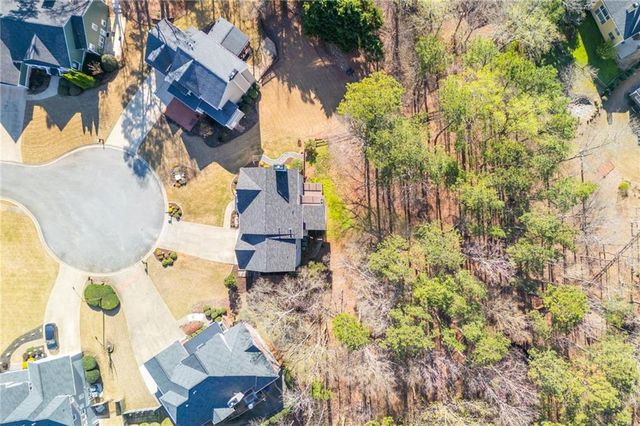 210 Glenhaven Way, Woodstock, GA 30188