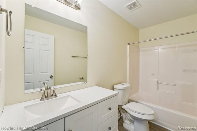 73 Poplar Avenue, Pontiac, MI 48342