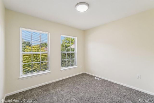 73 Poplar Avenue, Pontiac, MI 48342