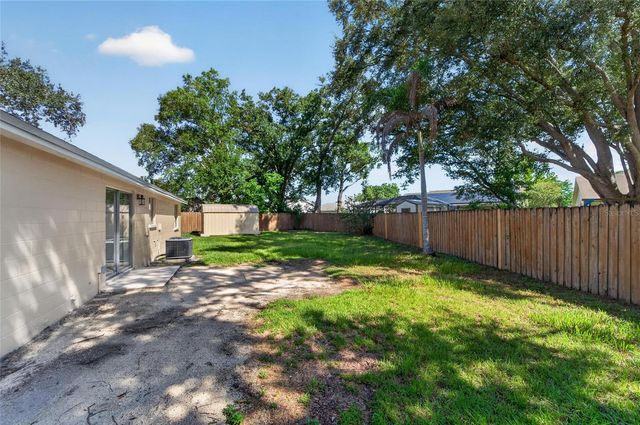 522 HIGHVIEW CIRCLE N, Brandon, FL 33510