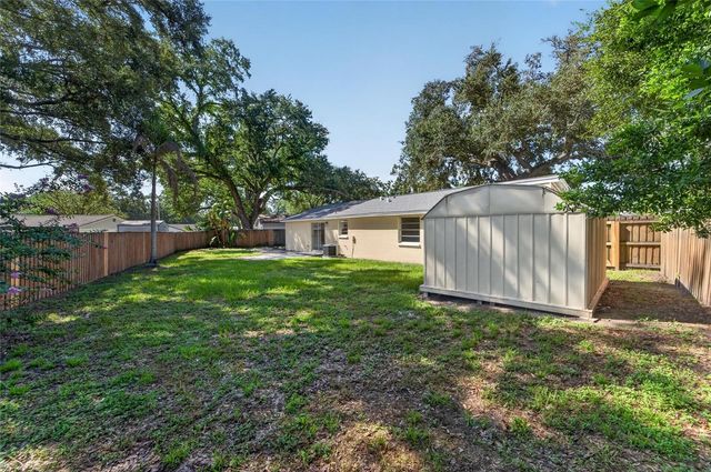 522 HIGHVIEW CIRCLE N, Brandon, FL 33510