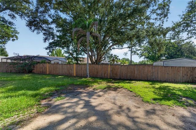 522 HIGHVIEW CIRCLE N, Brandon, FL 33510