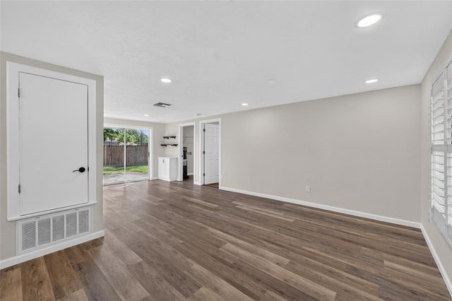 522 HIGHVIEW CIRCLE N, Brandon, FL 33510