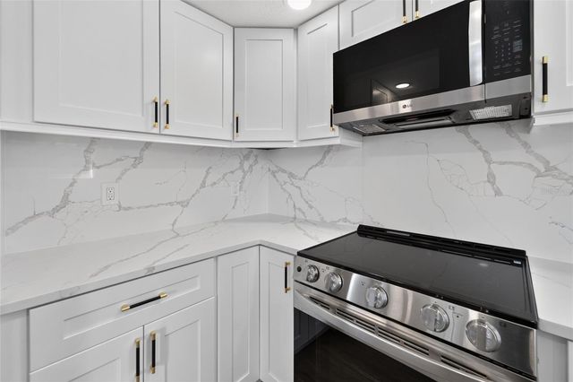 522 HIGHVIEW CIRCLE N, Brandon, FL 33510