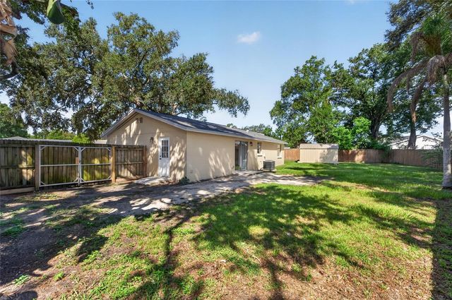 522 HIGHVIEW CIRCLE N, Brandon, FL 33510
