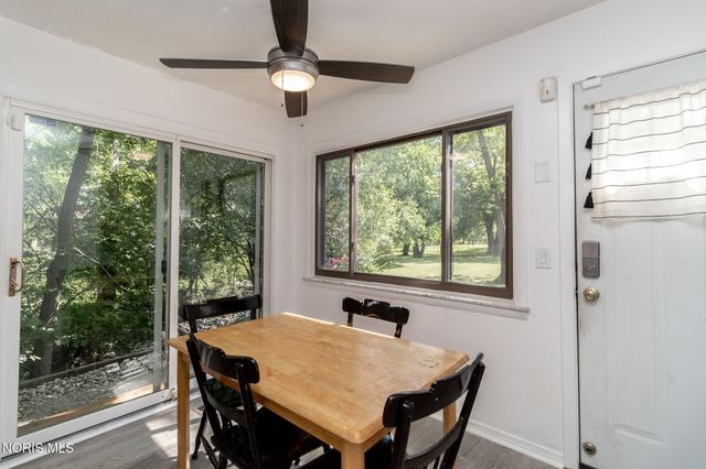 28570 Simmons Road, Perrysburg, OH 43551