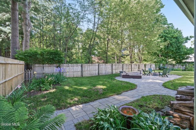6 Foxhall Drive, Saratoga Springs, NY 12866
