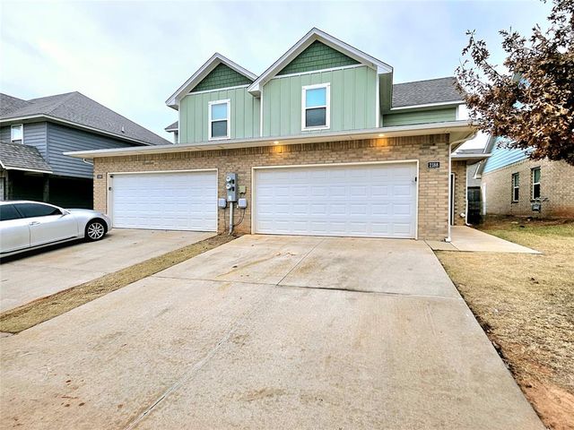 2188 Camino Del Plaza Lane, Edmond, OK 73013