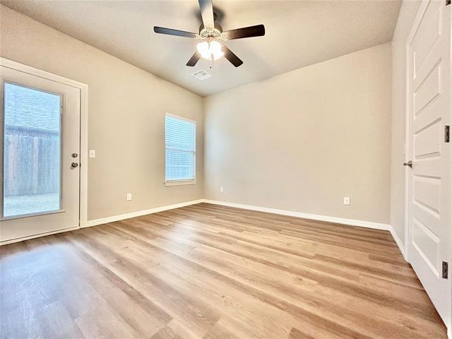 2188 Camino Del Plaza Lane, Edmond, OK 73013