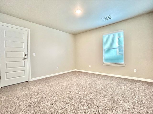 2188 Camino Del Plaza Lane, Edmond, OK 73013