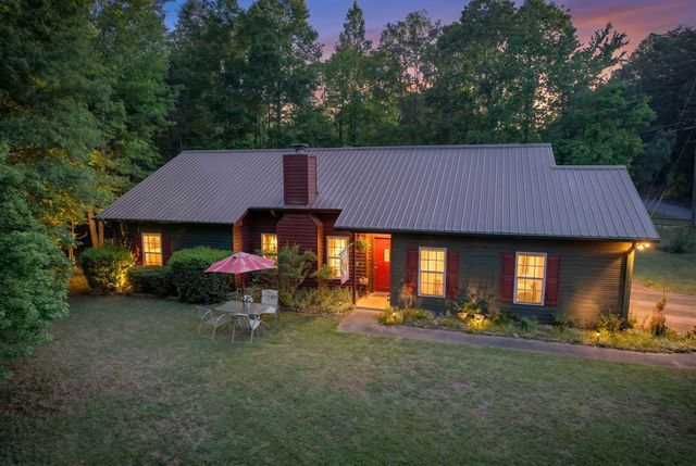 35 Kitchen Way West, Dahlonega, GA 30533