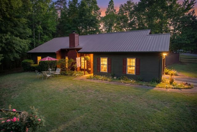 35 Kitchen Way West, Dahlonega, GA 30533