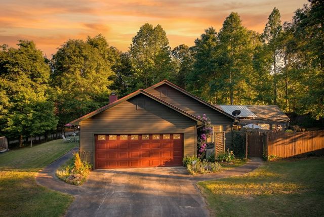 35 Kitchen Way West, Dahlonega, GA 30533