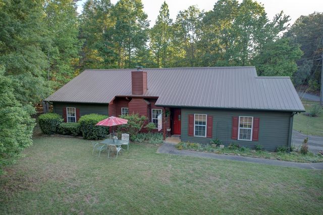 35 Kitchen Way West, Dahlonega, GA 30533