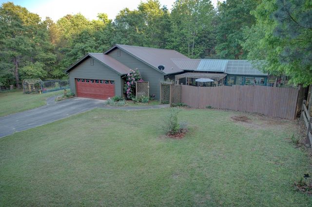 35 Kitchen Way West, Dahlonega, GA 30533