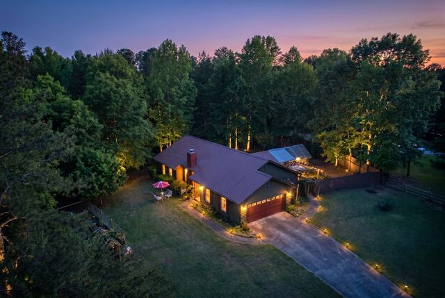 35 Kitchen Way West, Dahlonega, GA 30533