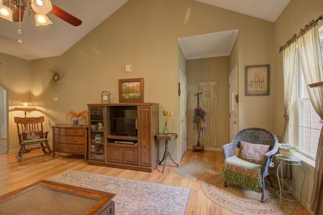 35 Kitchen Way West, Dahlonega, GA 30533