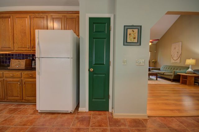 35 Kitchen Way West, Dahlonega, GA 30533
