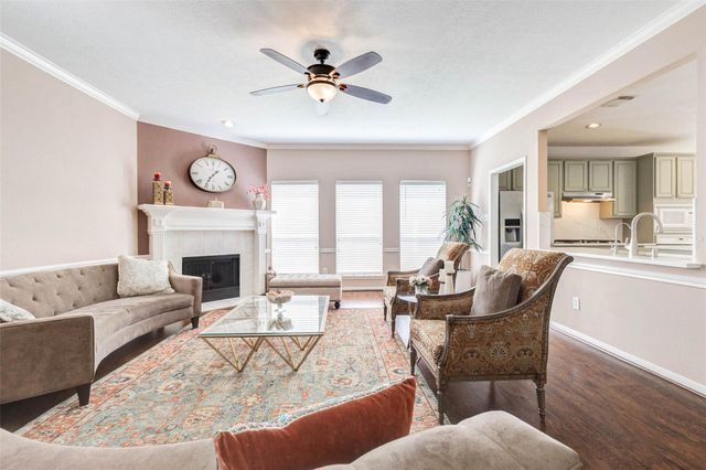 15415 Longhorn Cavern Drive, Sugar Land, TX 77498