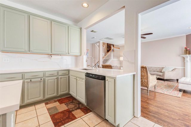 15415 Longhorn Cavern Drive, Sugar Land, TX 77498