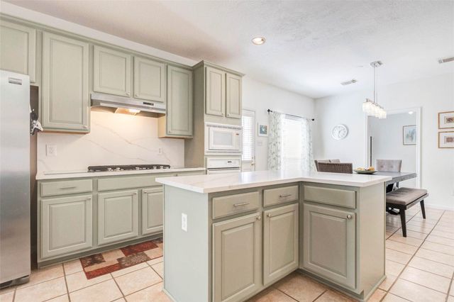 15415 Longhorn Cavern Drive, Sugar Land, TX 77498